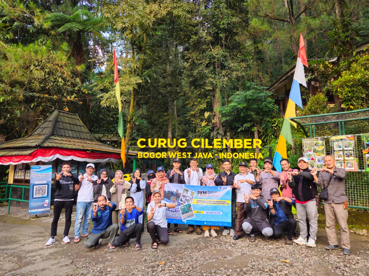 Pendampingan Pengembangan Marketing Digital Ecotourism Melalui Media Sosial di Curug Cilember