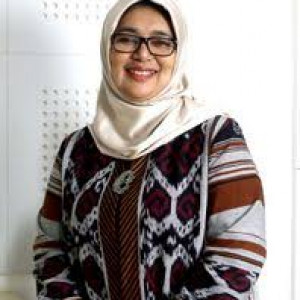 Prof. Dr. Rhini Fatmasari, S.Pd., M.Sc.